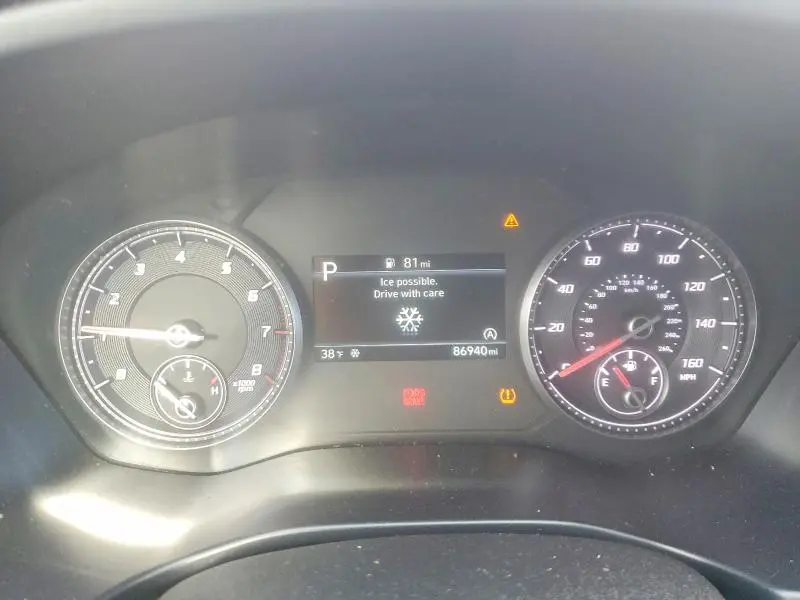 2022 HYUNDAI SANTA FE SE  