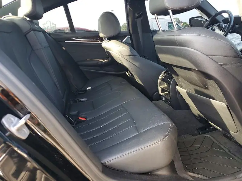 2021 BMW 530 XI  