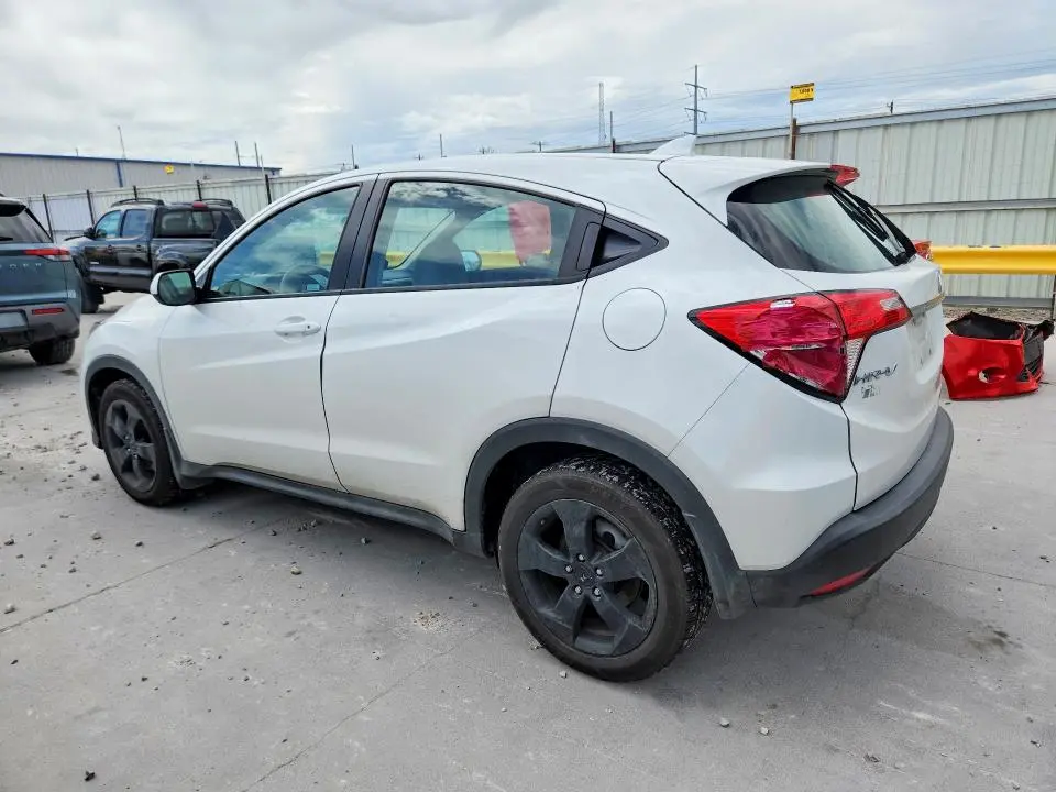 2021 HONDA HR-V LX  