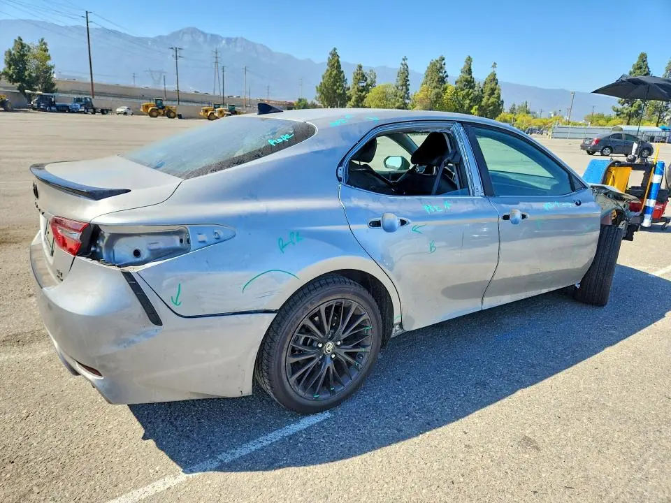 2022 TOYOTA CAMRY SE NIGHTSHADE  