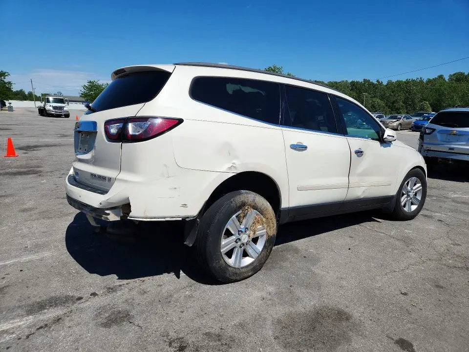 2013 CHEVROLET TRAVERSE LT  