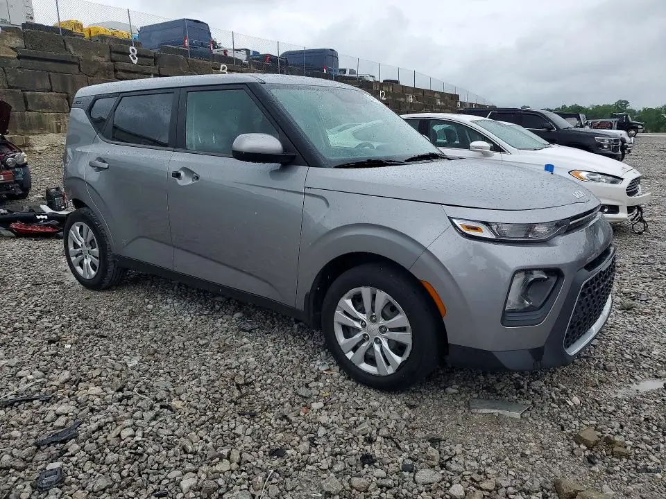 2022 KIA SOUL LX  