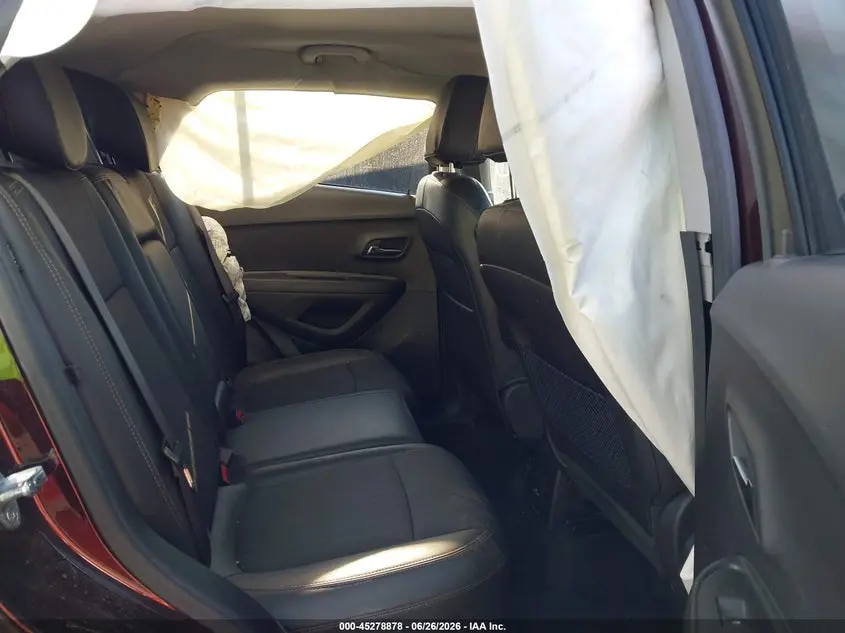 2021 CHEVROLET TRAX AWD LT