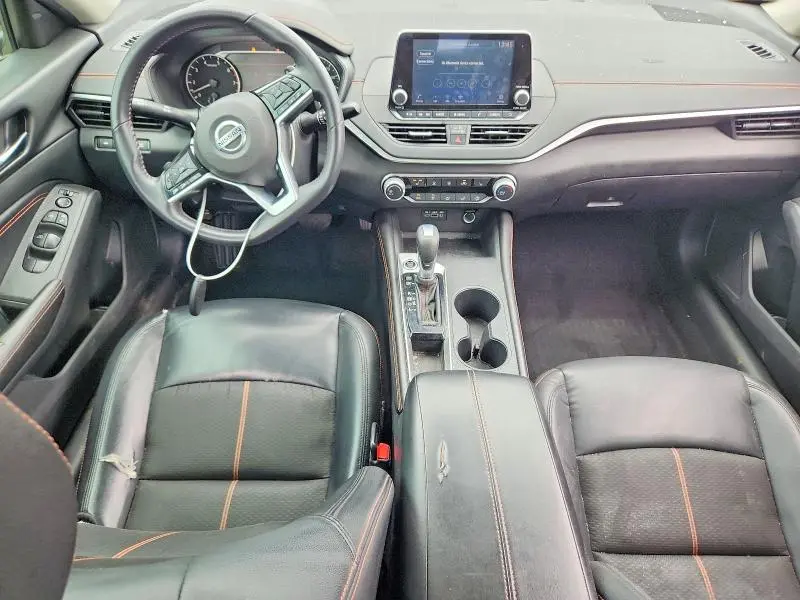 2021 NISSAN ALTIMA SR  