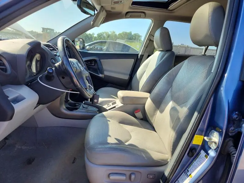 2011 TOYOTA RAV4 LIMITED  