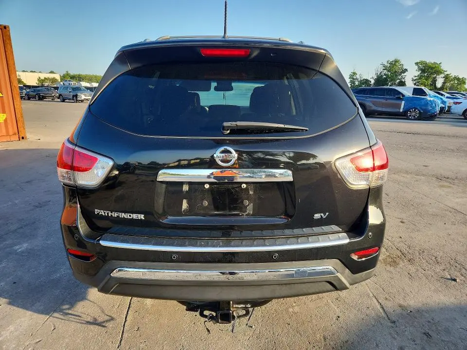 2015 NISSAN PATHFINDER SV  
