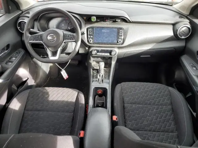 2021 NISSAN KICKS SV  