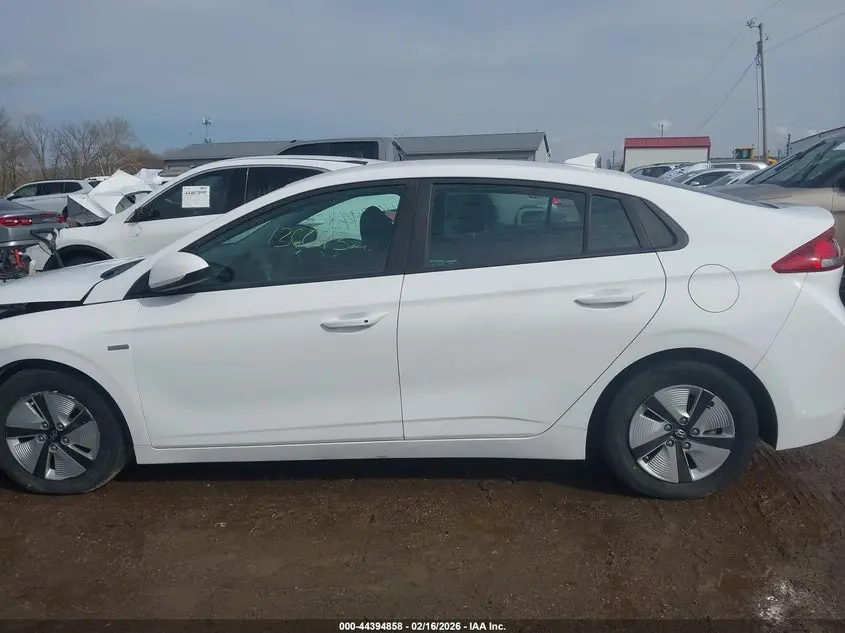 2018 HYUNDAI IONIQ HYBRID BLUE
