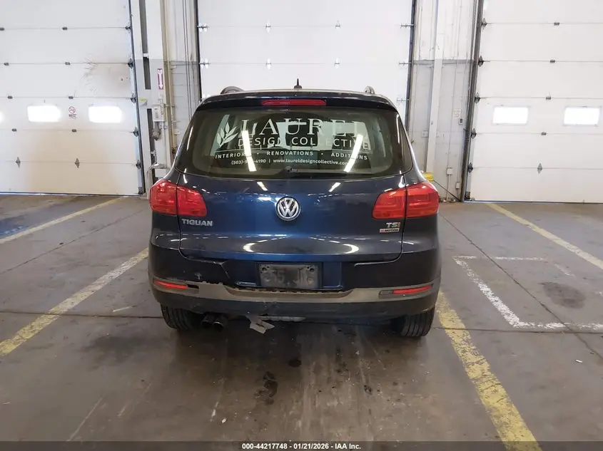 2016 VOLKSWAGEN TIGUAN S