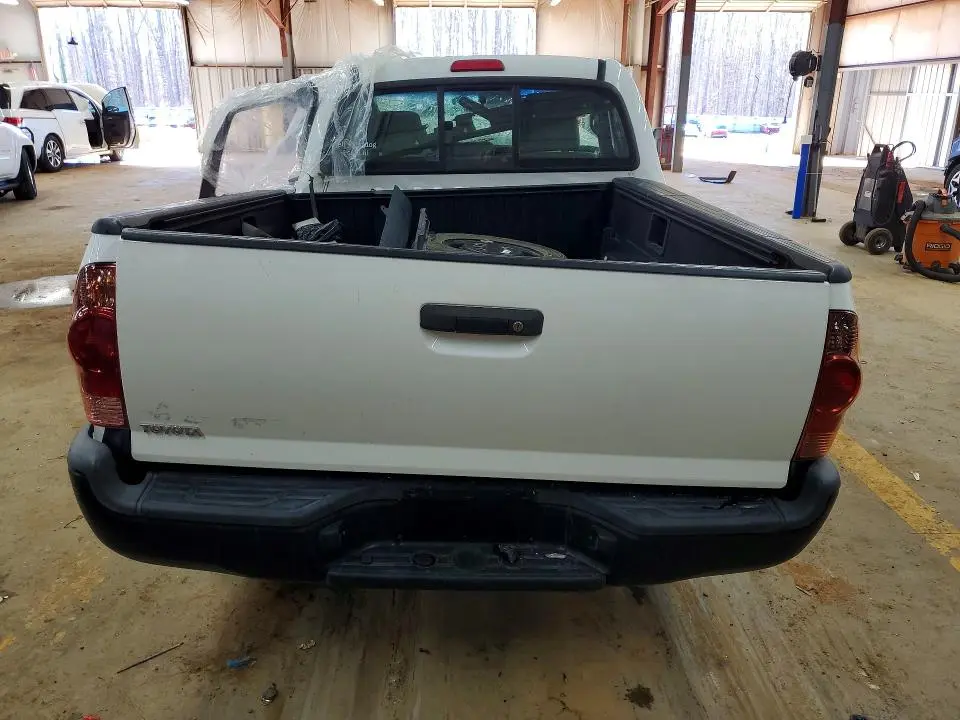 2010 TOYOTA TACOMA BASE  