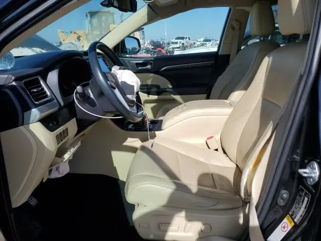 2016 TOYOTA HIGHLANDER LIMITED