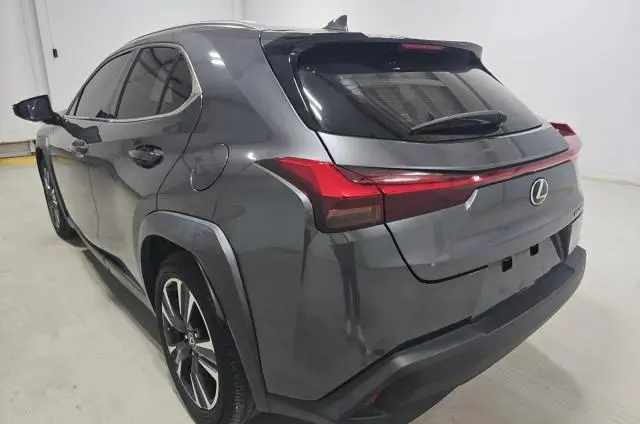 2022 LEXUS UX 200 BASE  