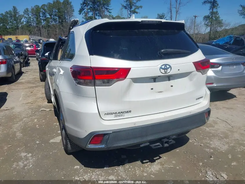 2017 TOYOTA HIGHLANDER LIMITED