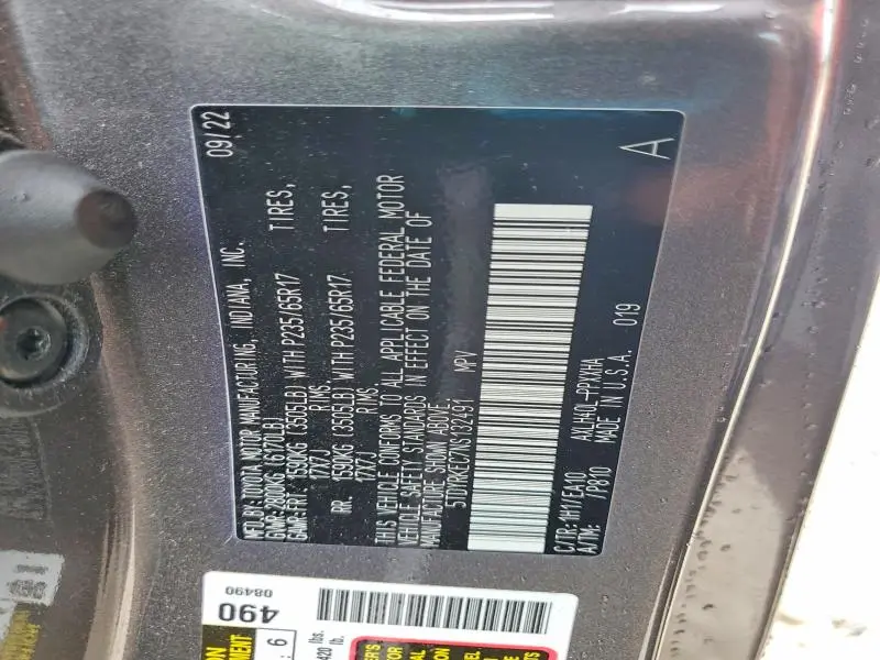 2022 TOYOTA SIENNA   