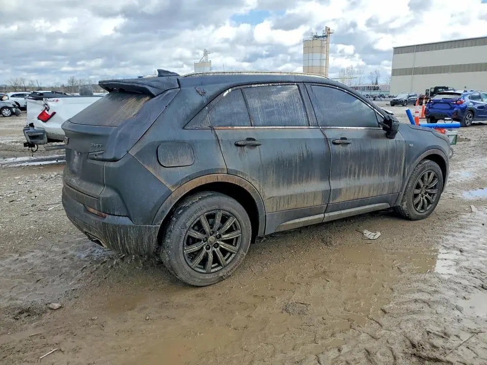 2022 CADILLAC XT4 PREMIUM LUXURY  