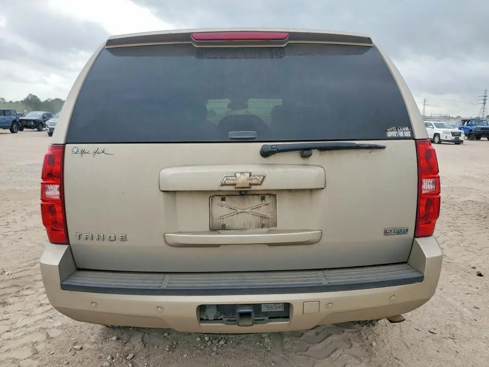 2011 CHEVROLET TAHOE K1500 LT  
