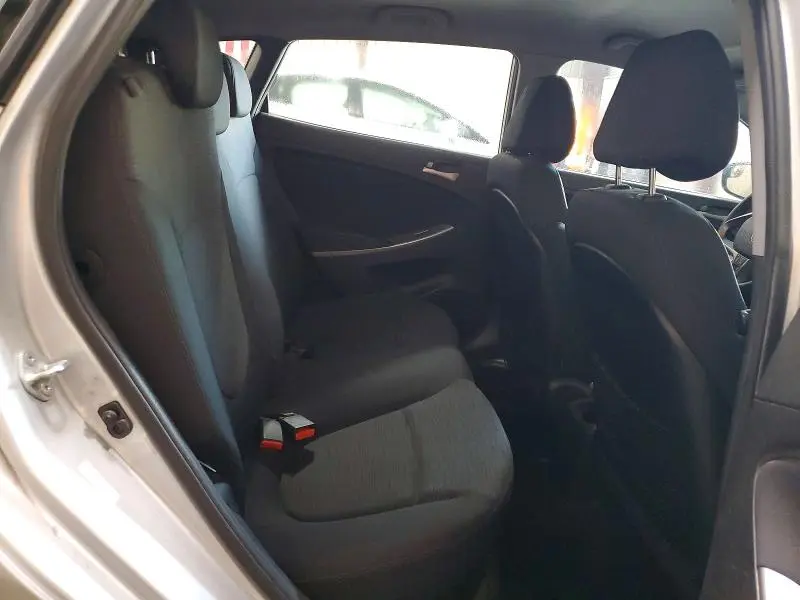 2015 HYUNDAI ACCENT GS  