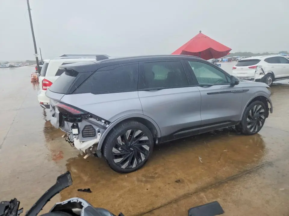 2024 LINCOLN NAUTILUS RESERVE  