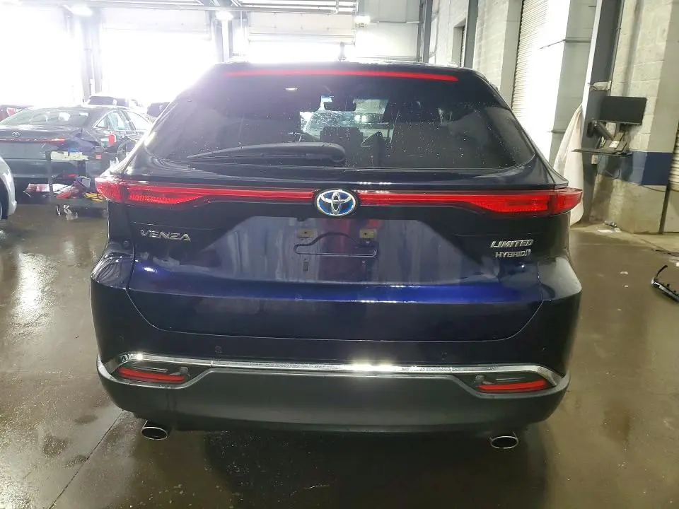 2021 TOYOTA VENZA LIMITED  