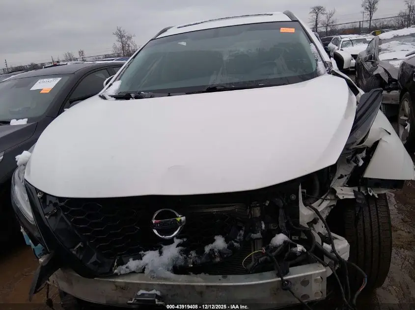 2019 NISSAN MURANO SV