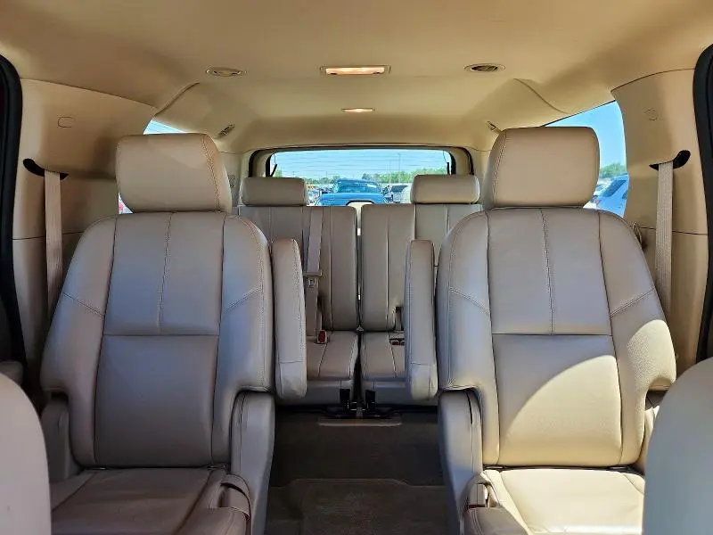 2012 CHEVROLET SUBURBAN K1500 LT  