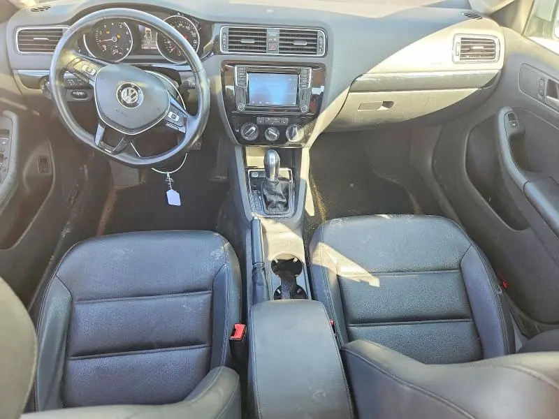 2016 VOLKSWAGEN JETTA SEL  