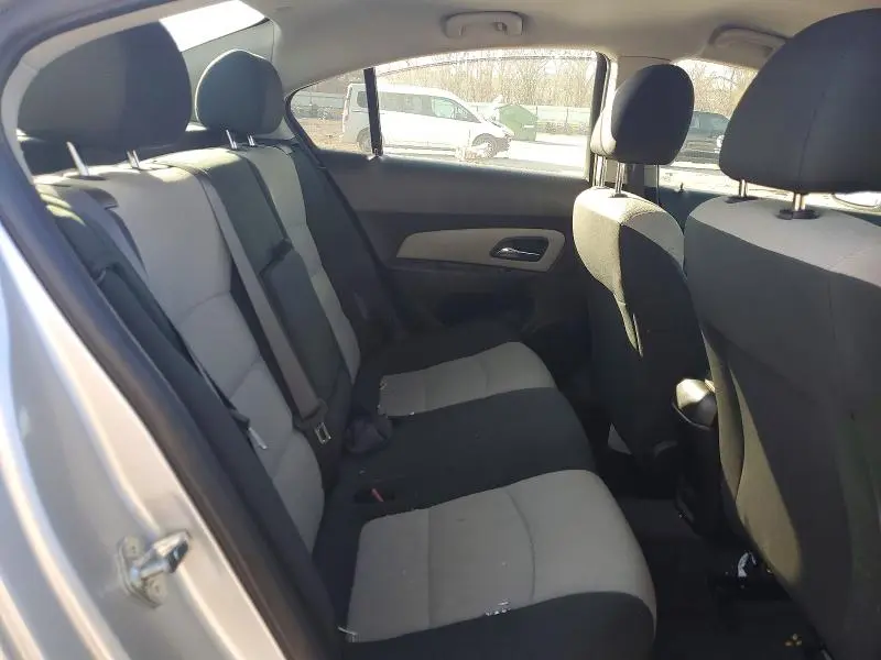 2012 CHEVROLET CRUZE LS  