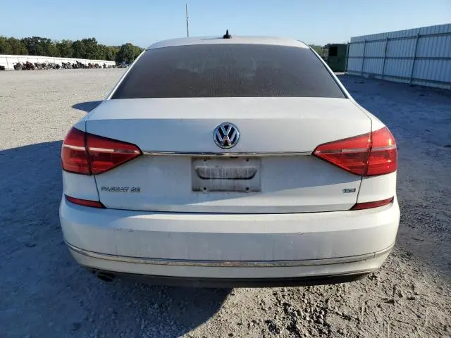 2016 VOLKSWAGEN PASSAT SE