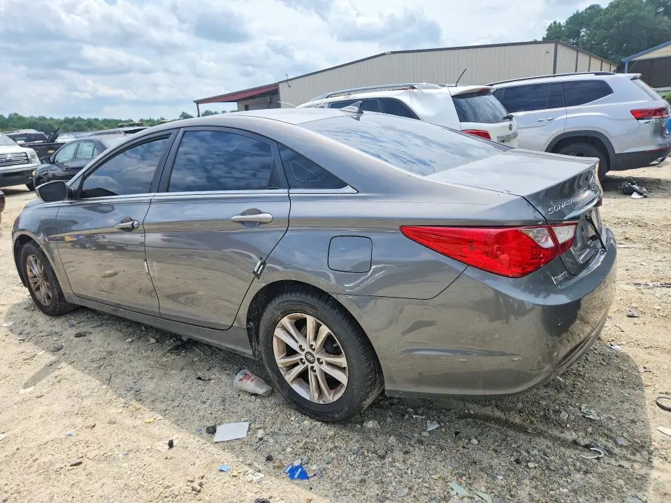 2012 HYUNDAI SONATA GLS  