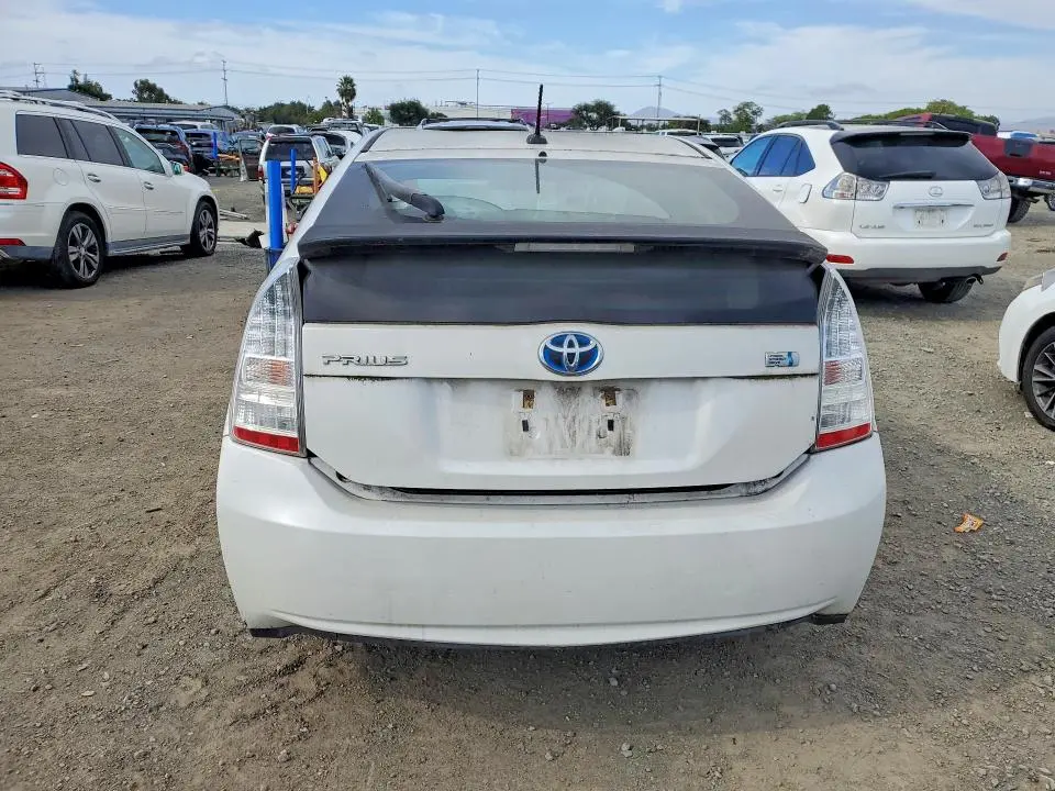 2010 TOYOTA PRIUS II  
