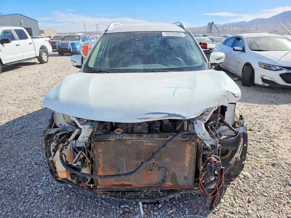 2020 NISSAN ROGUE SV  