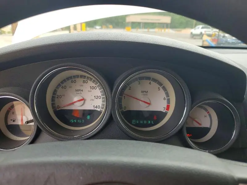 2010 DODGE CHARGER SXT  