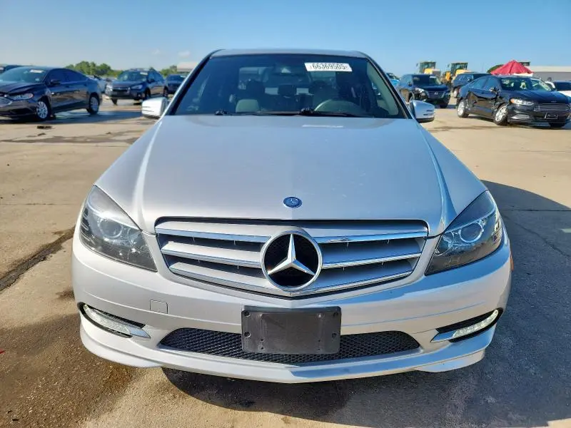 2011 MERCEDES-BENZ C 300  