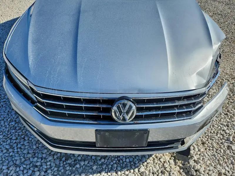 2017 VOLKSWAGEN PASSAT SEL PREMIUM  