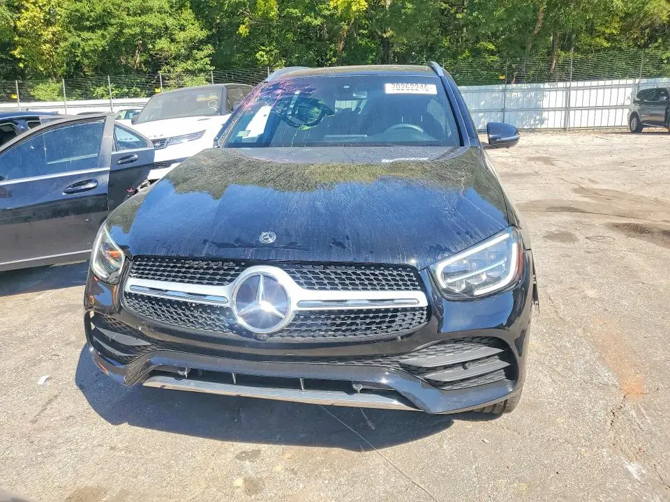 2020 MERCEDES-BENZ GLC 300  