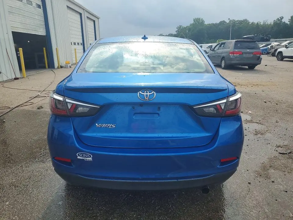 2019 TOYOTA YARIS LE  