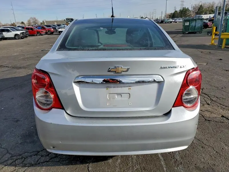 2014 CHEVROLET SONIC LT  