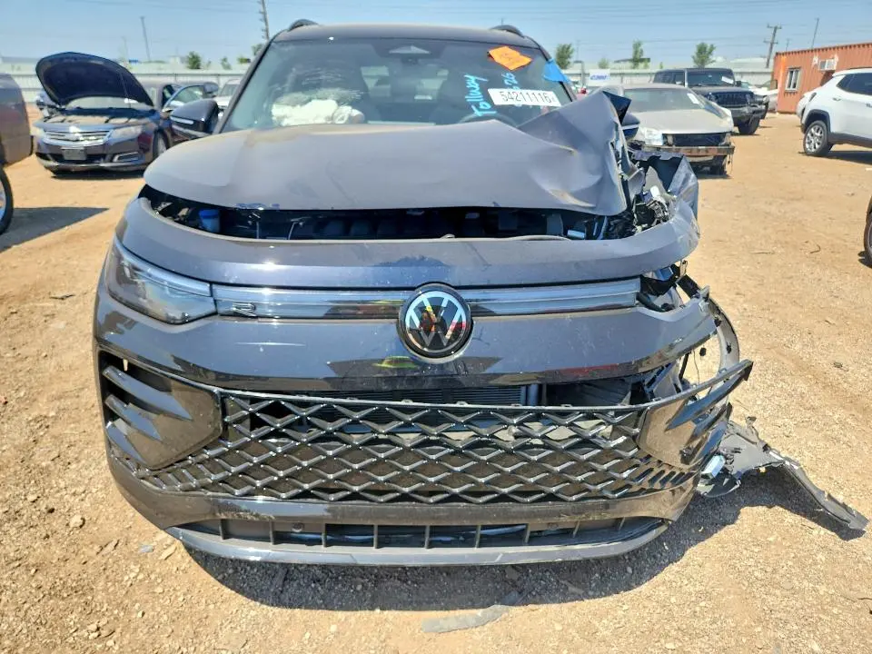 2025 VOLKSWAGEN TIGUAN SE R-LINE BLACK  