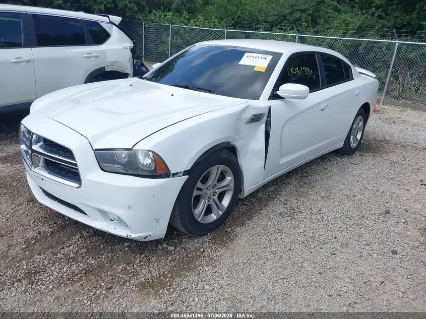 2013 DODGE CHARGER SE