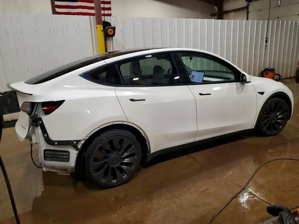 2021 TESLA MODEL Y   