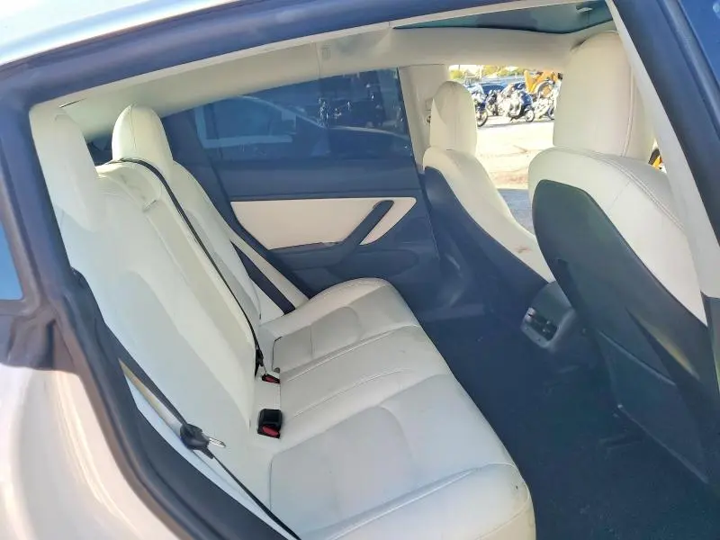 2019 TESLA MODEL 3   