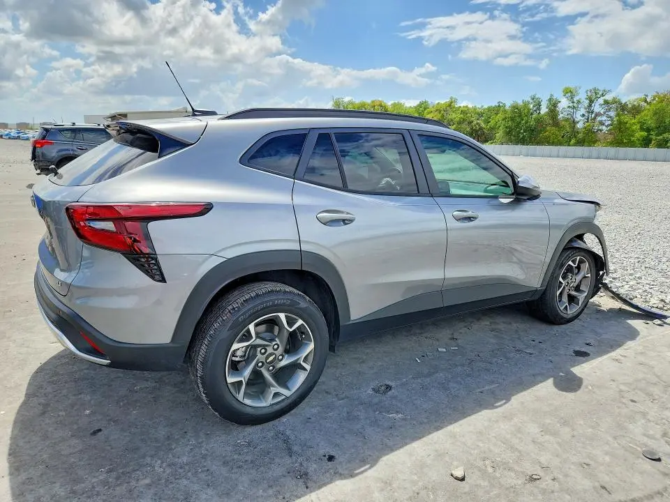 2025 CHEVROLET TRAX 1LT  