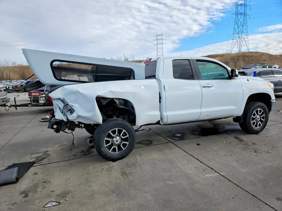 2016 TOYOTA TUNDRA LIMITED  