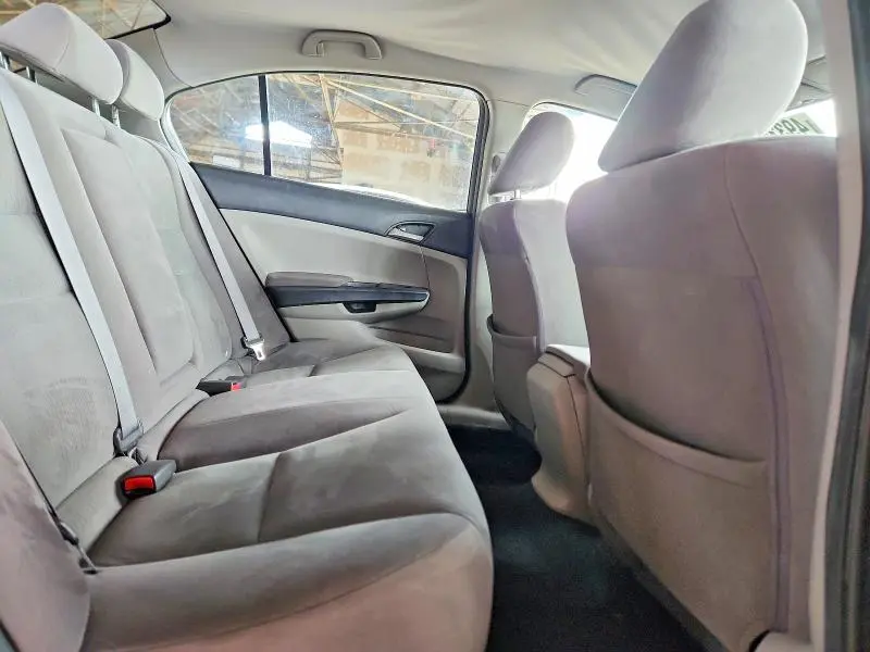 2011 HONDA ACCORD LX  