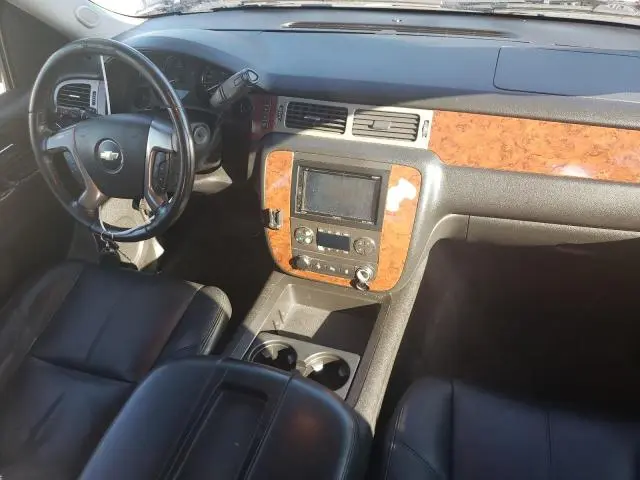 2013 CHEVROLET SUBURBAN K1500 LT  