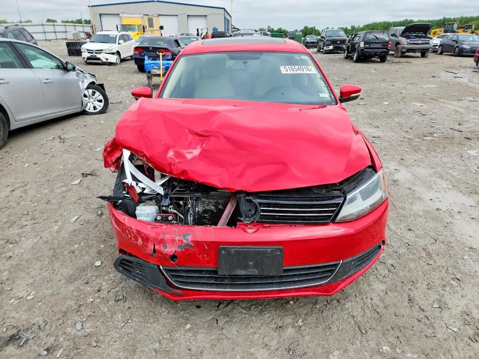 2013 VOLKSWAGEN JETTA SE  