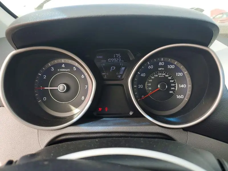 2011 HYUNDAI ELANTRA LIMITED  