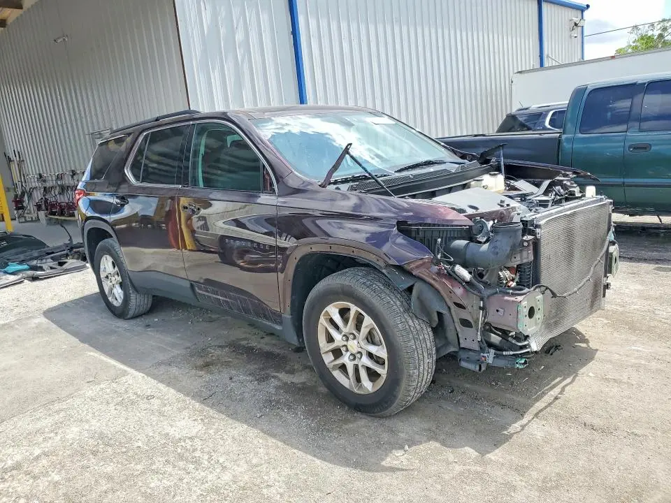2020 CHEVROLET TRAVERSE LT  
