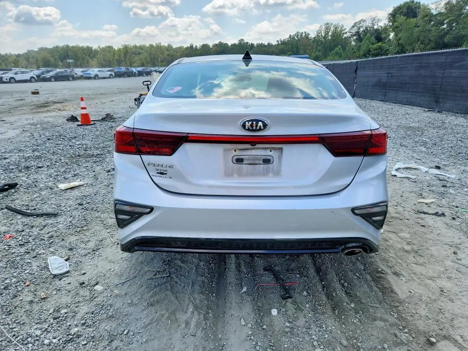 2019 KIA FORTE LXS  