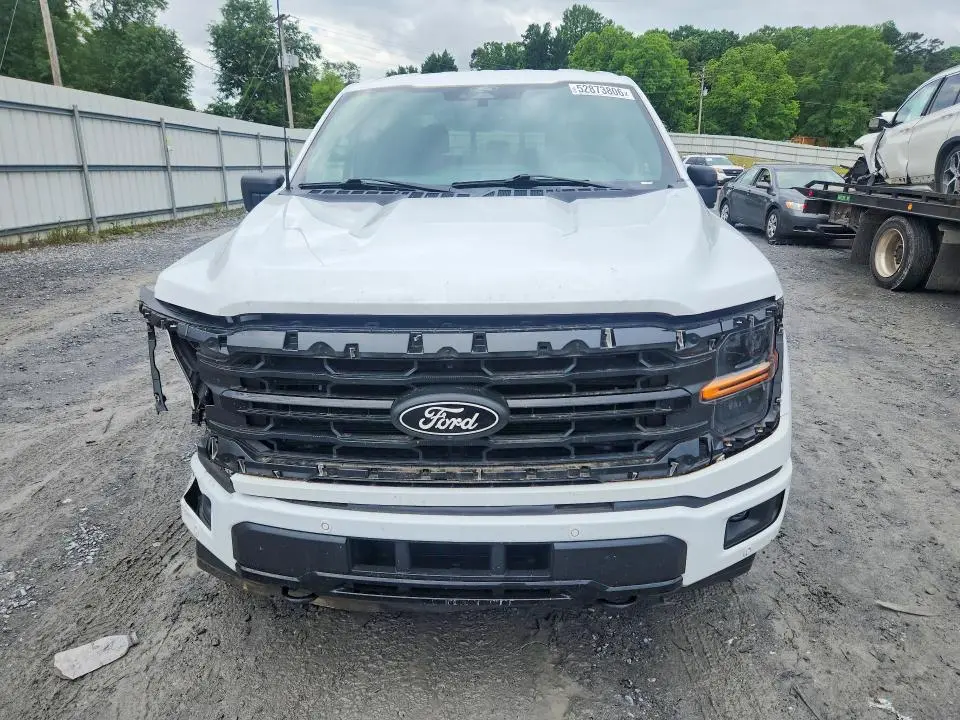 2024 FORD F150 XLT  